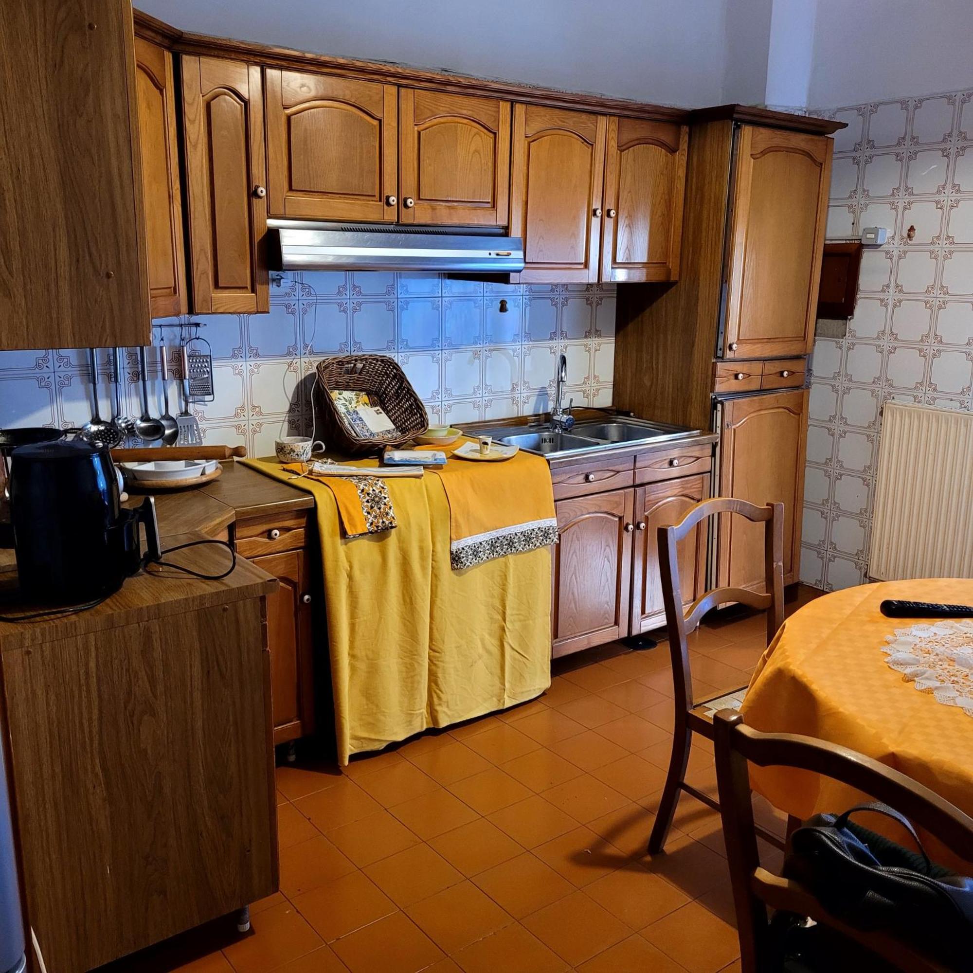 Casa Anselmo Guest House Pagani Eksteriør bilde